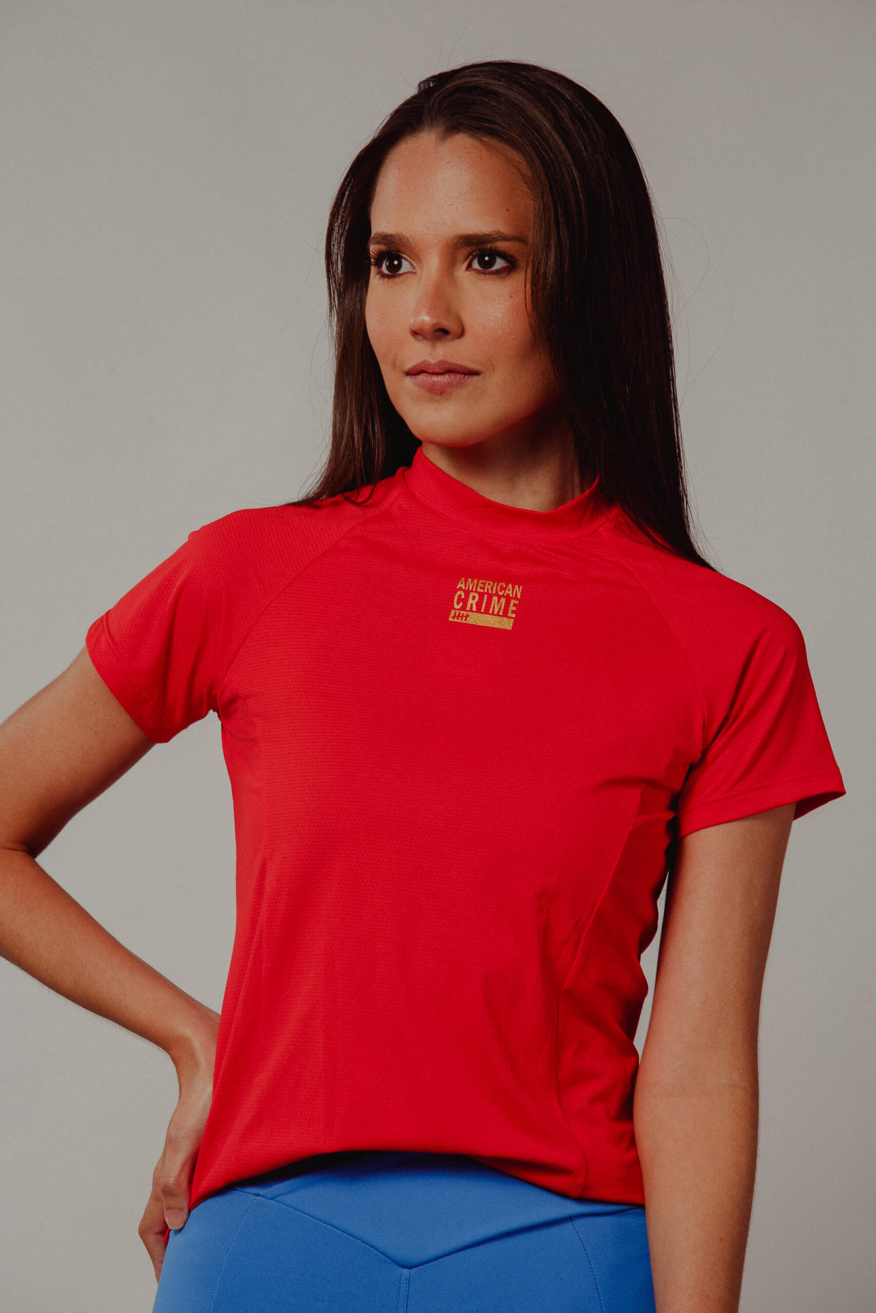 camiseta slim air red golden logo 2