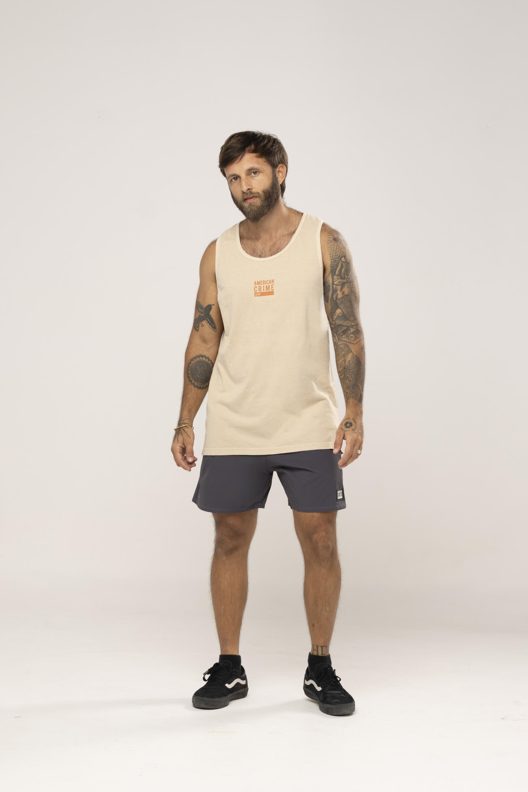 Longe – frente regata bege – desenho atrás