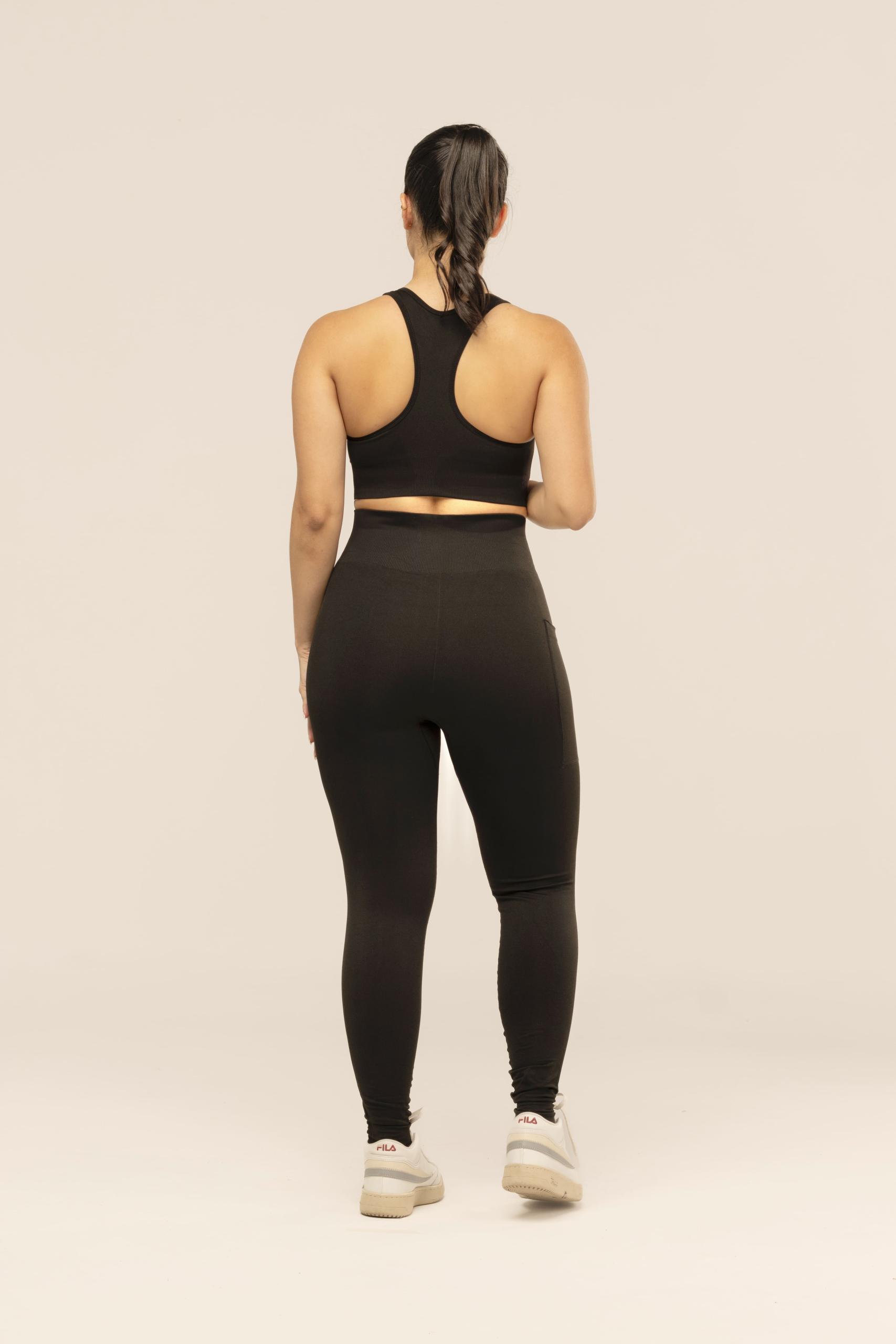 Conj preto seamless costa